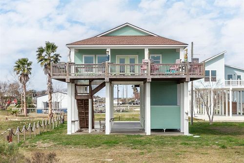 2110 Seahorse Ln, Crystal Beach, TX, 77650 | Card Image