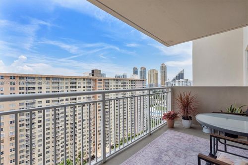 2211-250 174th St, Sunny Isles Beach, FL, 33160-5388 | Card Image