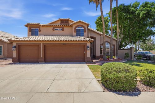 1231 W Islandia Dr, Gilbert, AZ, 85233-7049 | Card Image