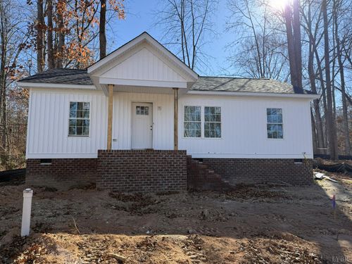 84 Locust Dr, Louisa, VA, 23093-5734 | Card Image