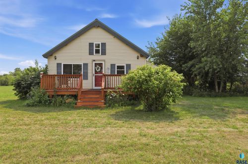 46637 321st St Street, Burbank, SD, 57010 | Card Image