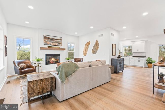 66 Brookview Dr, House other with 3 bedrooms, 3 bathrooms and null parking in NEWPORT PA | Image 14