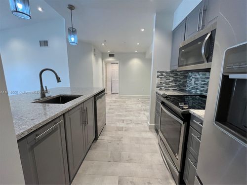 apt-308-2031 Renaissance Blvd, Miramar, FL, 33025-5678 | Card Image