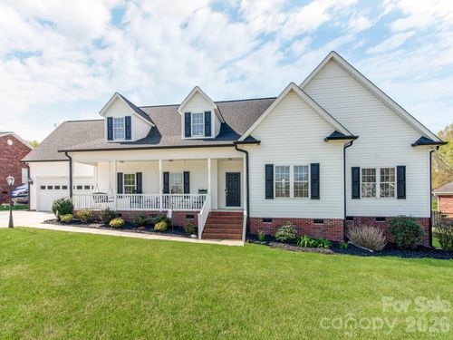 2261 Stallings Rd, Harrisburg, NC, 28075-9336 | Card Image