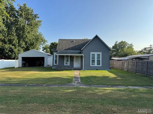 220 E Thompson St, Kahoka, MO, 63445-1762 | Card Image