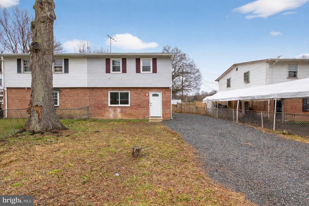 Residential in INDIAN HEAD 2