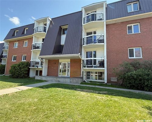 12-47 Centennial St, Regina, SK, S4S6P8 | Card Image