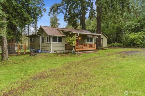 3661 Trenton Ave Ne, Bremerton, WA, 98310-9739 | Card Image