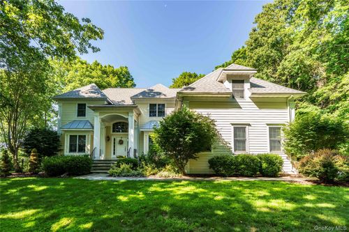 7 Duhamel Dr, East Fishkill, NY, 12533-5364 | Card Image