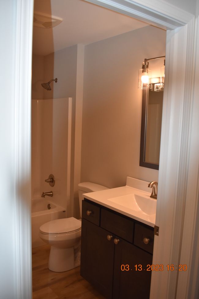 200 Crystal Ln, House other with 3 bedrooms, 3 bathrooms and 2 parking in Steger IL | Image 17