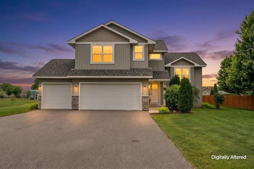 814 Brady Ln, NEW RICHMOND, WI, 54017-5000 | Card Image