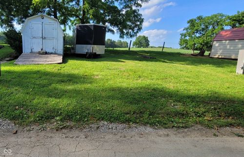 6019 Van Bibber Lake Est, Greencastle, IN, 46135-8910 | Card Image