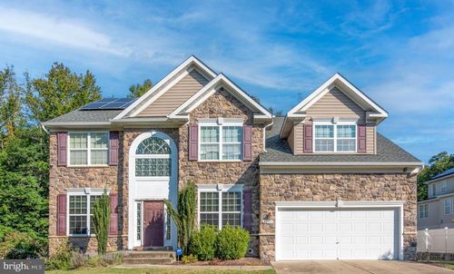 8202 Holly Ln, Clinton, MD, 20735-3196 | Card Image