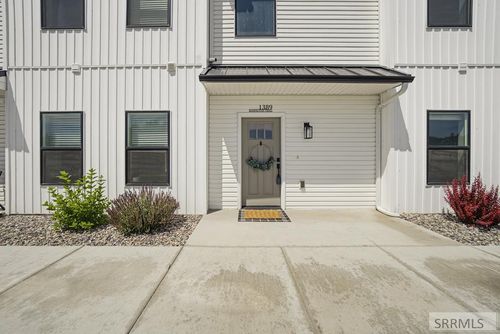 1389 Remington Trail, Ammon, ID, 83406 | Card Image