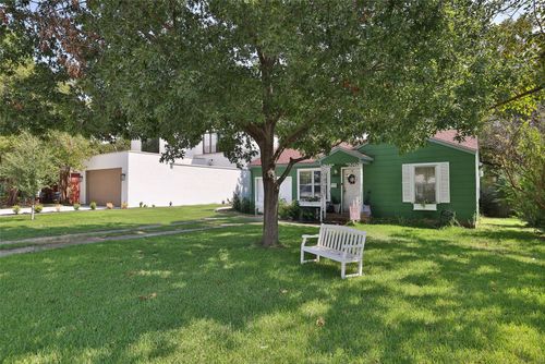 8632 Redondo Dr, Dallas, TX, 75218-4102 | Card Image