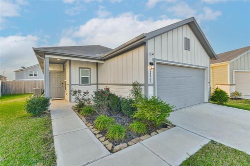 24063 Prairie Dust Dr, Hockley, TX, 77447-2061 | Card Image