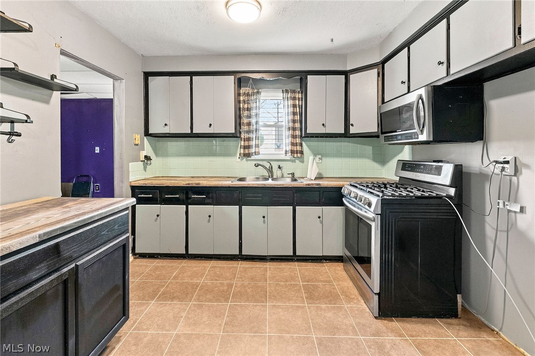 Residential in Willowick 5