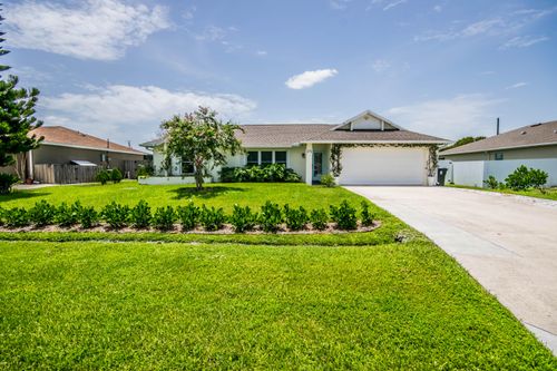 272 Sw Fairchild Ave, Port St. Lucie, FL, 34984-4907 | Card Image