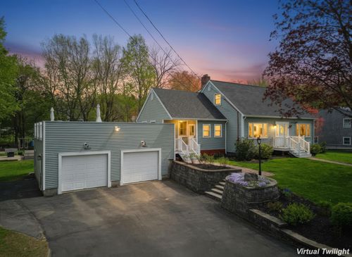 9 Springview Ter, Plaistow, NH, 03865-2310 | Card Image