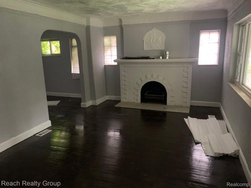 14839 Rutherford St, Detroit, MI, 48227-1807 | Card Image