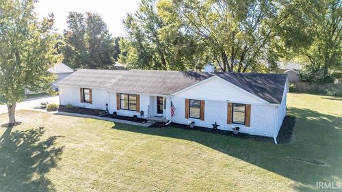 516 Nancy Dr, Sweetser, IN, 46987 | Card Image