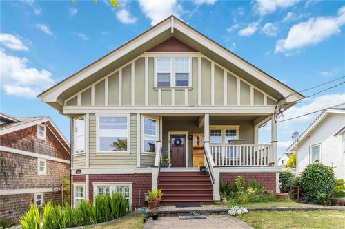 3-118 Robertson St, Victoria, BC, V8S3X1 | Card Image