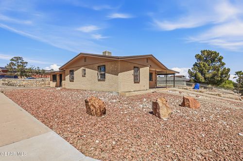 2901 Harrison Avenue, El Paso, TX, 79930 | Card Image
