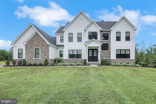 6934 Greene Meadow Ln, NEW HOPE, PA, 18938-6910 | Card Image