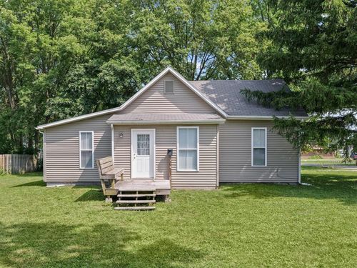 914 E Washington St, Monticello, IL, 61856-2135 | Card Image