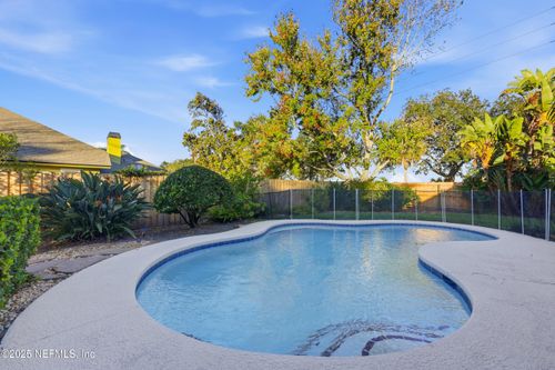 1525 Marshside Dr, Jacksonville Beach, FL, 32250-2697 | Card Image