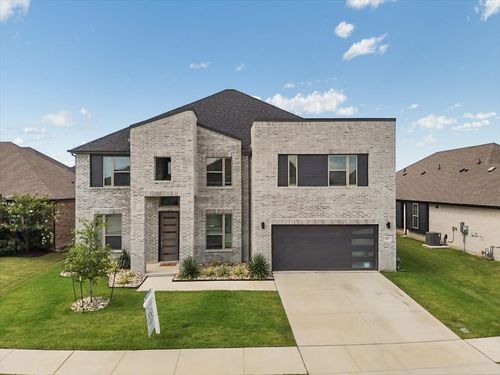 413 Coyote Creek Dr, Lavon, TX, 75166-4733 | Card Image