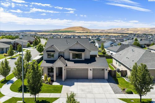 4727 Smitty Dr, Richland, WA, 99352-8006 | Card Image