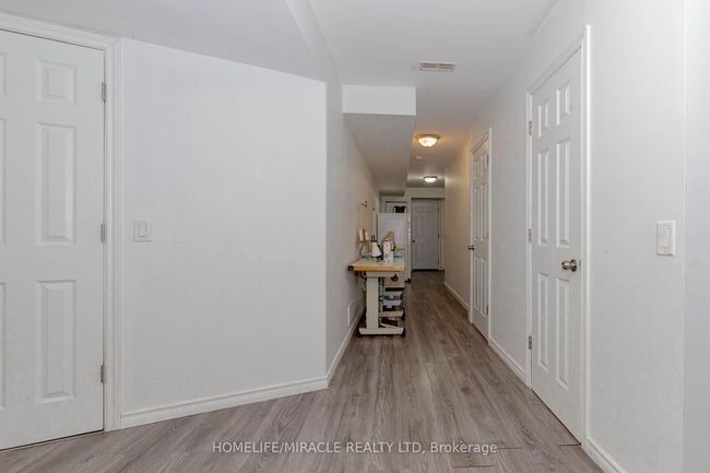 9 Dufay Rd, House attached with 4 bedrooms, 4 bathrooms and 3 parking in Brampton ON | Image 21
