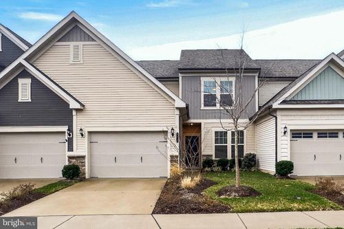 6312 Virginia Bluebell Ln, HAYMARKET, VA, 20169-2773 | Card Image