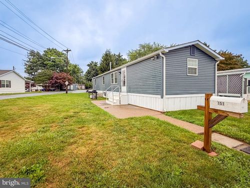151 Harding Dr, FAIRLESS HILLS, PA, 19030-2018 | Card Image