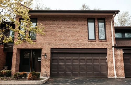 c-1828 Wildberry Dr, Glenview, IL, 60025-1733 | Card Image
