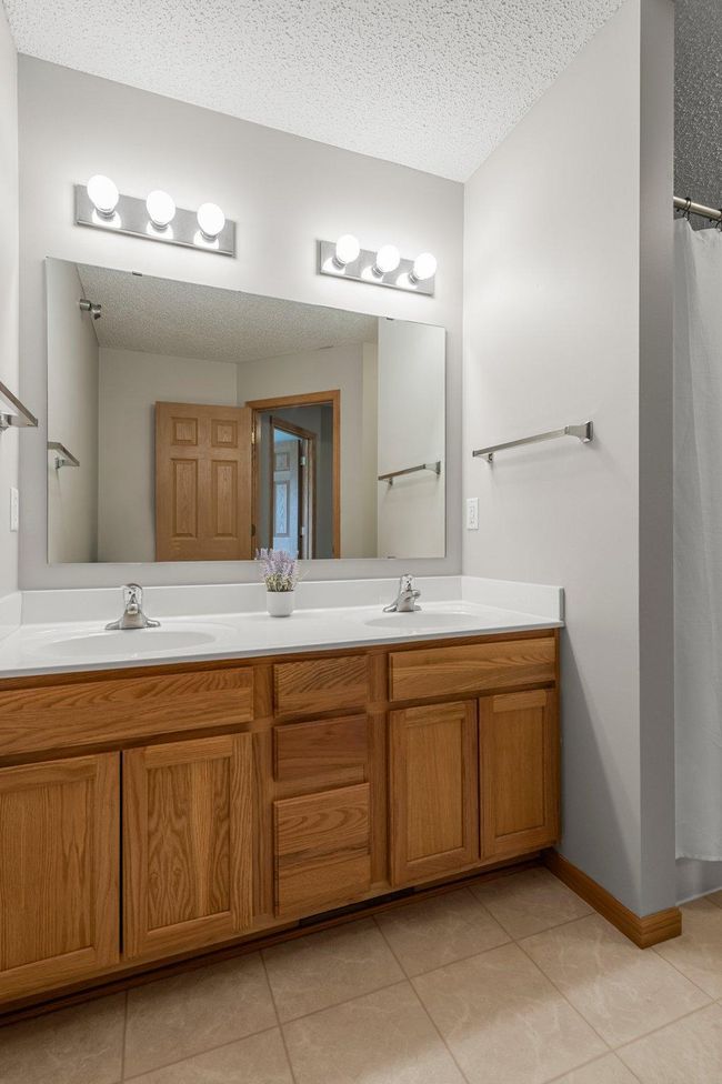 2204 - 4561 Blaylock Way, Townhouse with 2 bedrooms, 2 bathrooms and null parking in Inver Grove Heights MN | Image 36