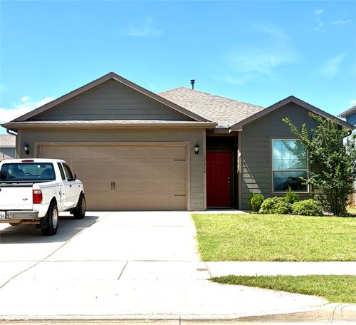 13616 Musselshell Dr, Ponder, TX, 76259-1047 | Card Image