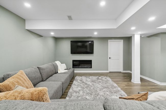 99 Dolomiti Crt, House other with 5 bedrooms, 5 bathrooms and 4 parking in Hamilton ON | Image 28