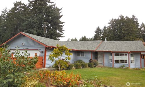 5036 Beach Way Ne, Olympia, WA, 98516-2205 | Card Image