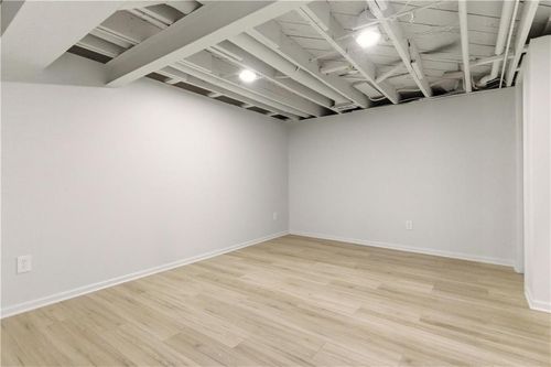 4720 Windsor St, Roeland Park, KS, 66205-1641 | Card Image