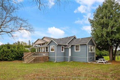 7674 Black River Rd, Sutton West, ON, L0E1R0 | Card Image
