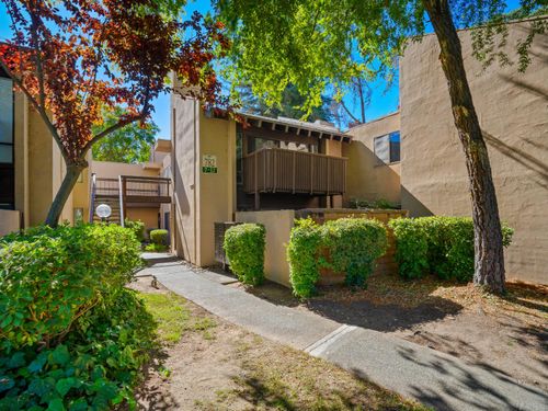 11-782 Woodside Ln E, Sacramento, CA, 95825-4337 | Card Image