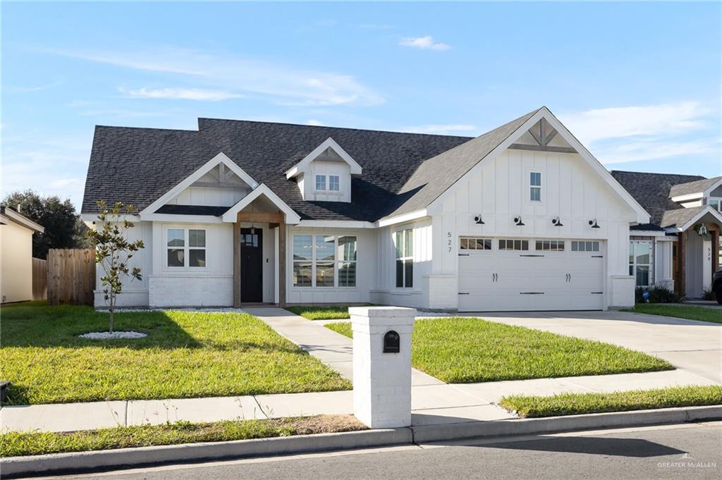Residential in Alamo