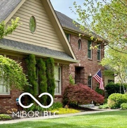6045 Channel Dr, Columbus, IN, 47201-7588 | Card Image