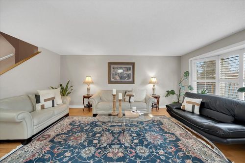 38 Goodless Court, Scarborough, ON, M1B1A1 | Card Image