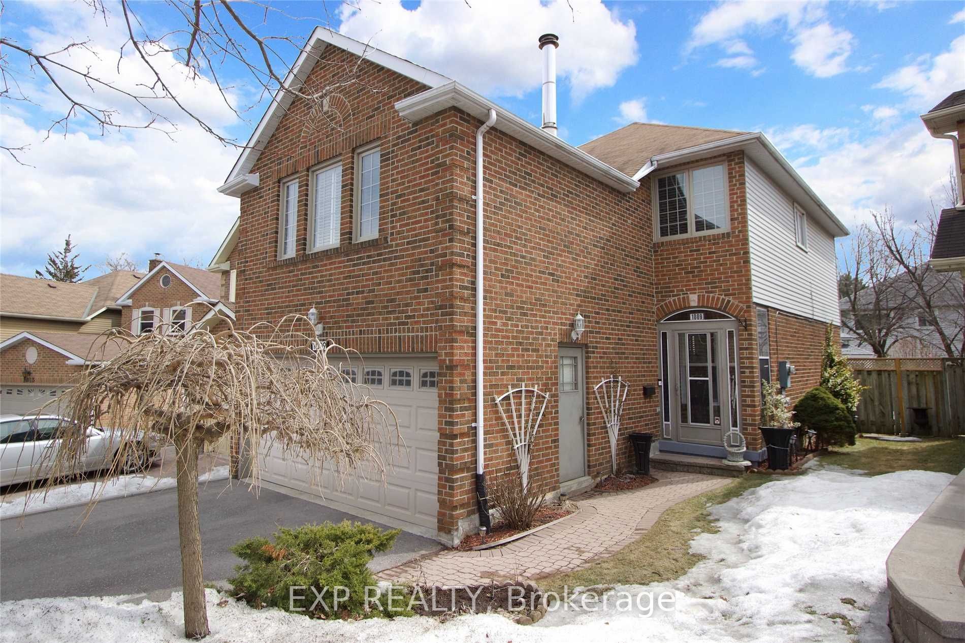 Residential Lease in Pickering