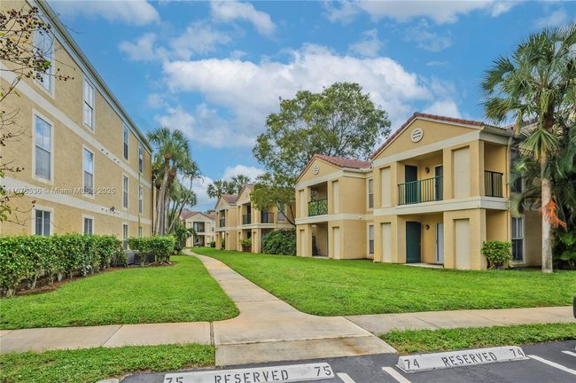 APT-811 - 833 Riverside Dr, Condo with 2 bedrooms, 1 bathrooms and null parking in Coral Springs FL | Image 18