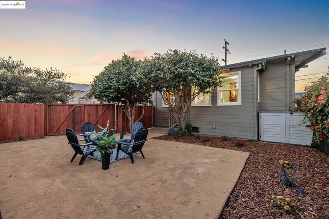 1092 Dwight Way, House other with 2 bedrooms, 2 bathrooms and 1 parking in Berkeley CA | Image 29