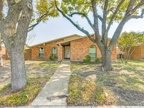 4506 Freeport Dr, Garland, TX, 75043-4105 | Card Image